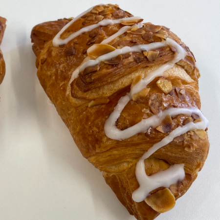 Sodt Almond Croissant