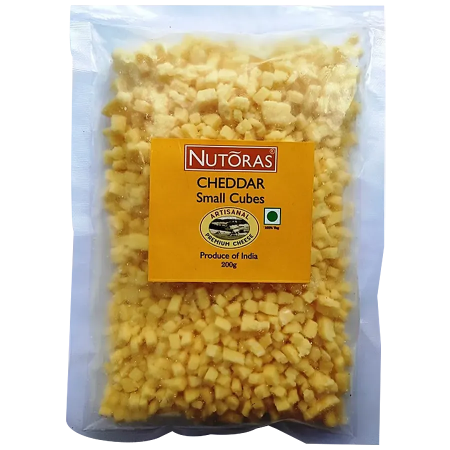 NUTORAS - Cheddar Small Cubes