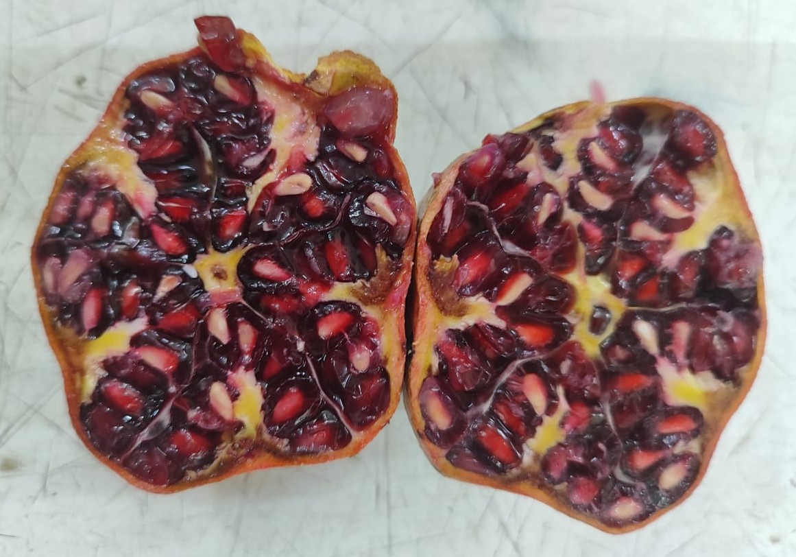 Anaar Pomegranate Low Grade