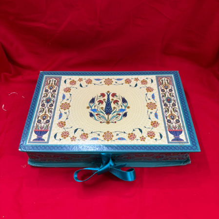 Sweet Box Medium Size 4 Lines