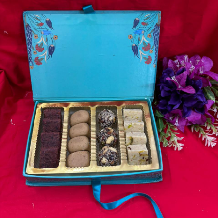 Sweet Box Medium Size 4 Lines