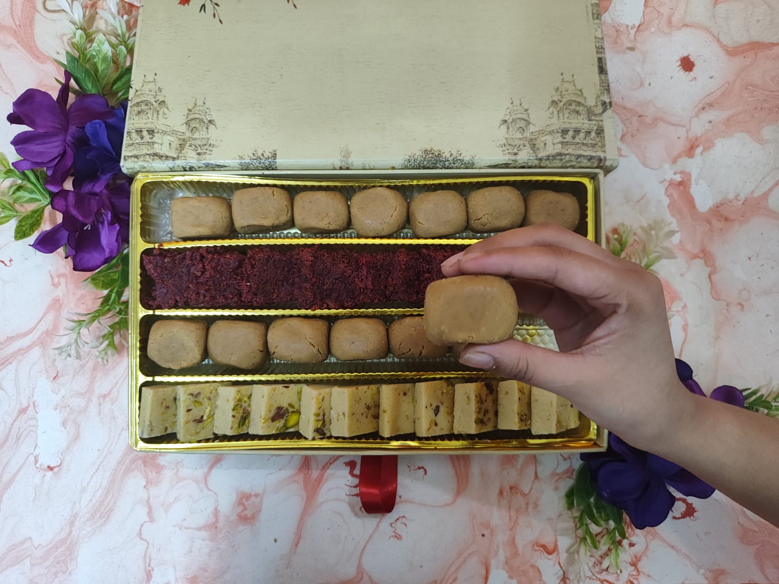 Sweet Box Large Size 4 Lines