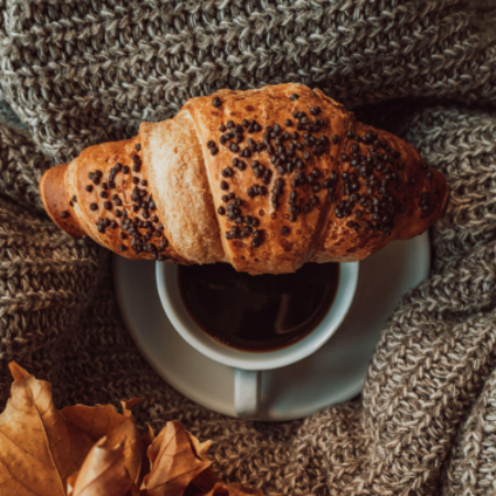 Chocolate & Hazelnut croissant (2 x per pack)