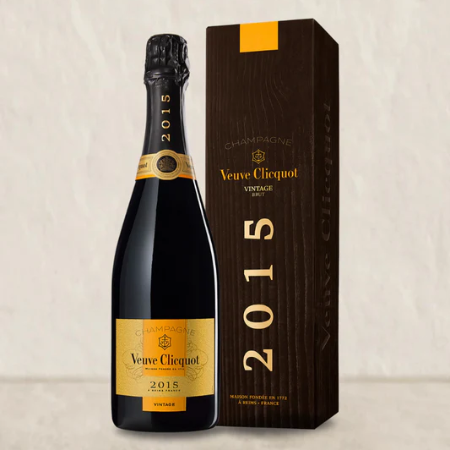 Veuve Clicquot Vintage 2015, France 750ml.